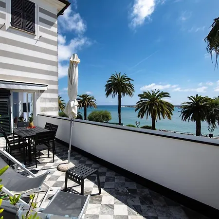 Casa Garibalda - Seafronf شقة